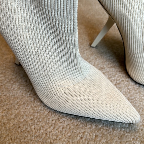 Public Desire size 9 - Picture 2 of 4